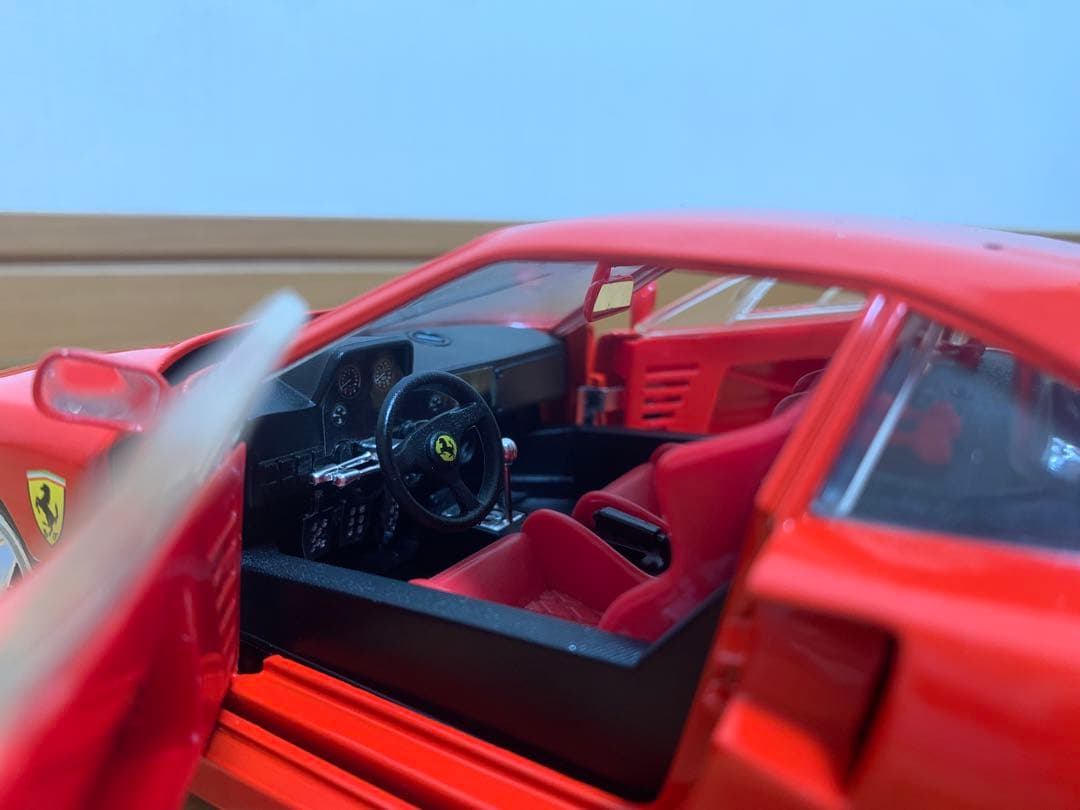 Ferrari F40 ミニカー 1/18 赤