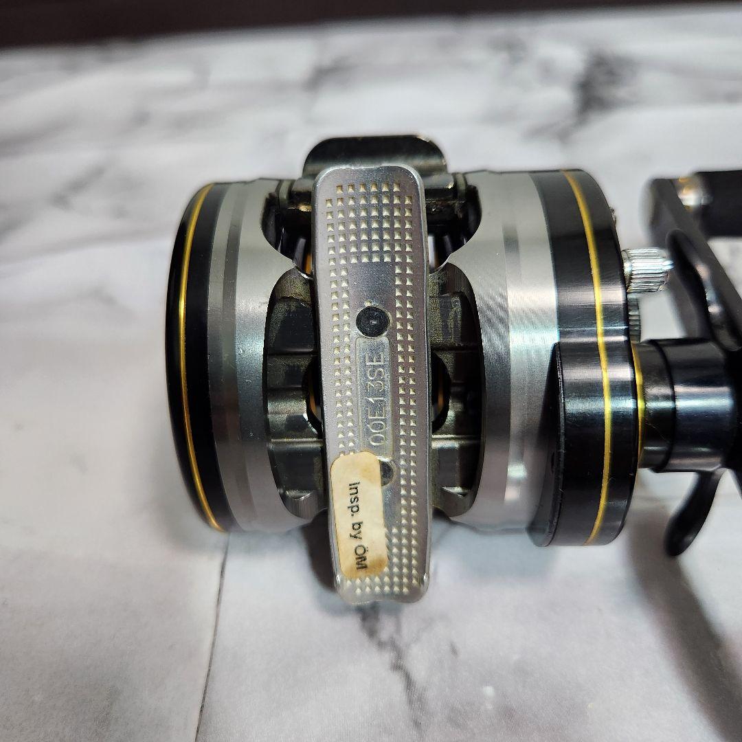 美品カスタム♪ ABU GARCIA アンバサダー モラム　ZX1600 Mag
