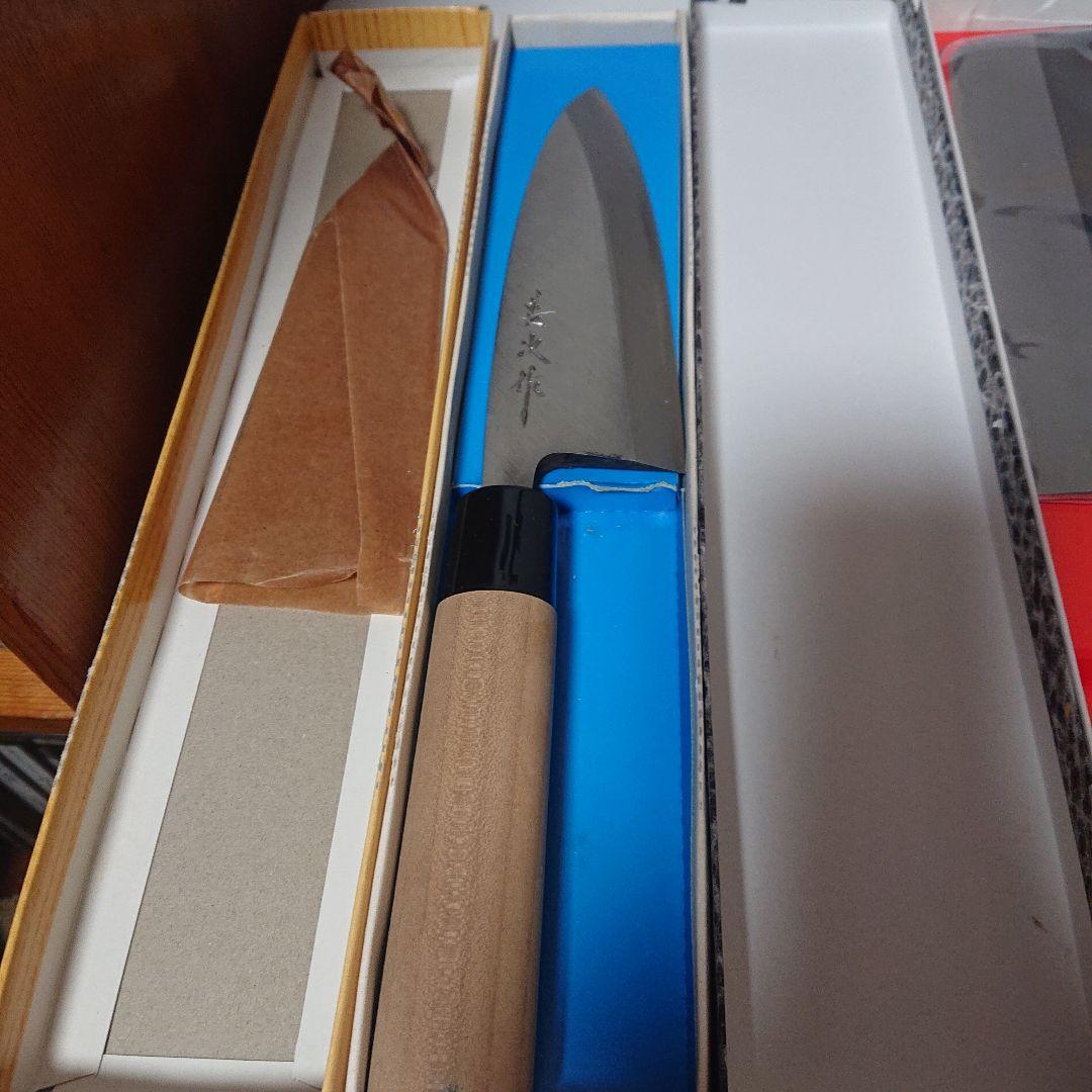 未使用品　包丁4本セット　メーカー入り　キッチン用品　料理器具　スウェーデン鋼