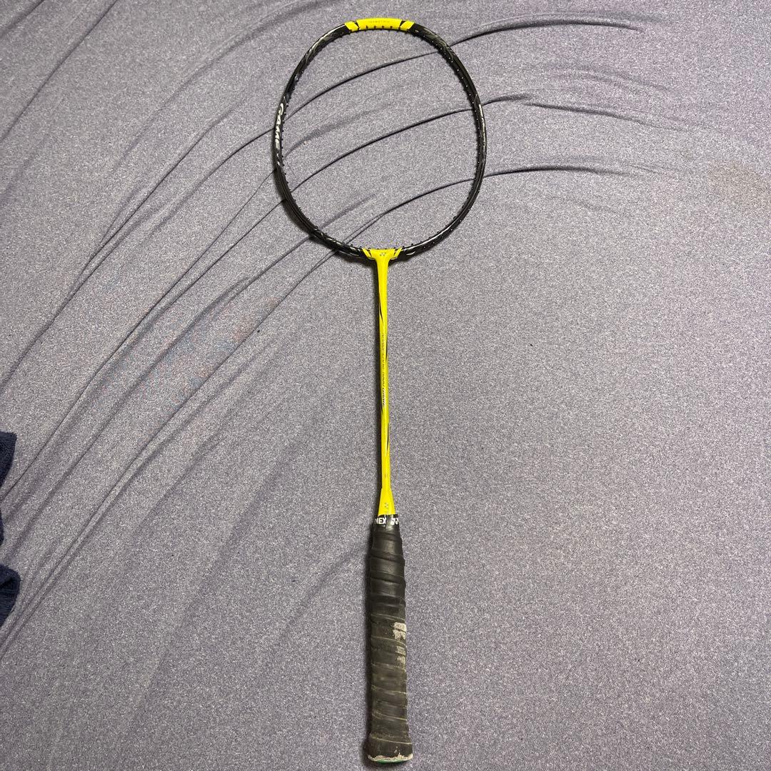 ナノフレア1000ゲーム バドミントンラケット YONEX