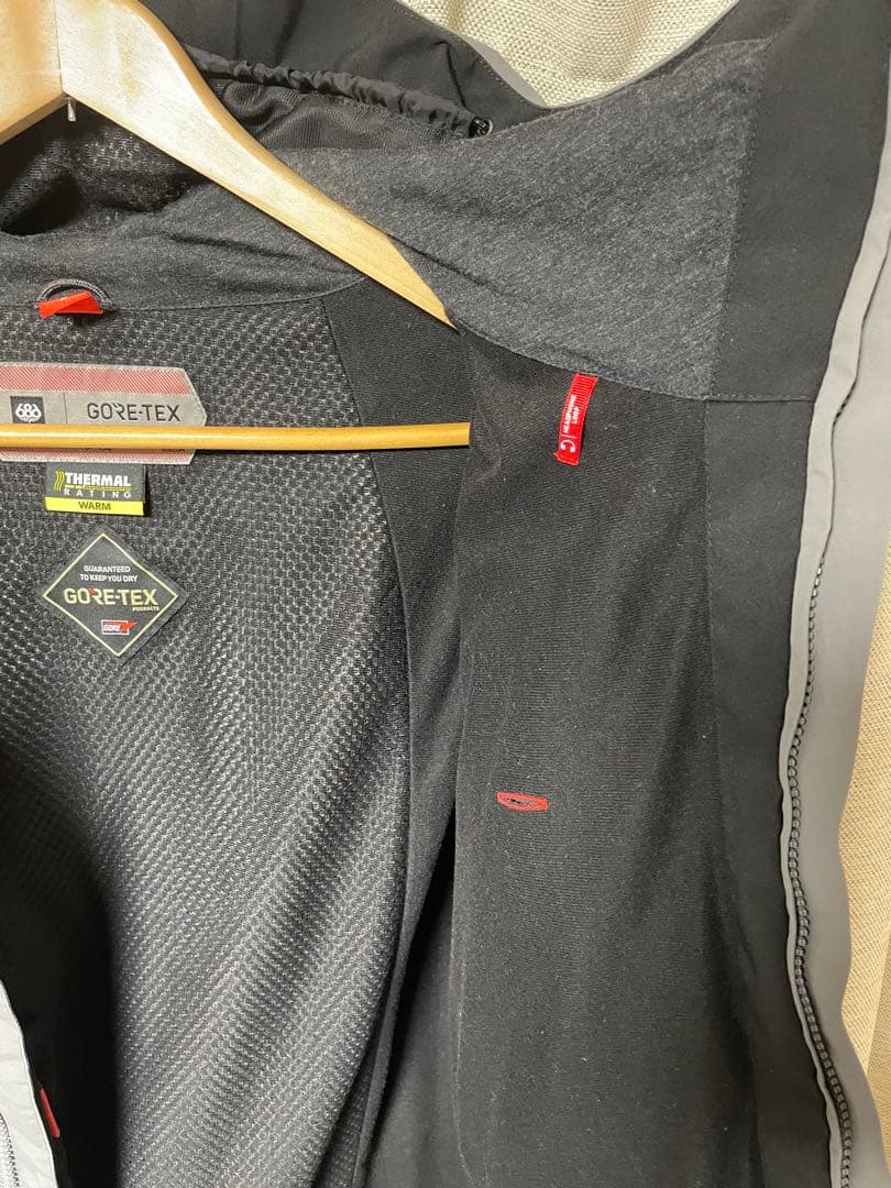 686 GORE-TEX GT ジャケット 22-23 Mサイズ 10回程度使用