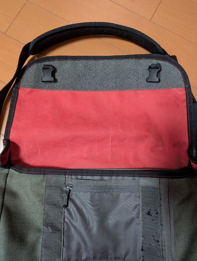Timbuk2 ティンバック2 オリーブグリーン メッセンジャーバッグS