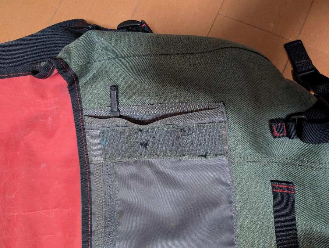 Timbuk2 ティンバック2 オリーブグリーン メッセンジャーバッグS
