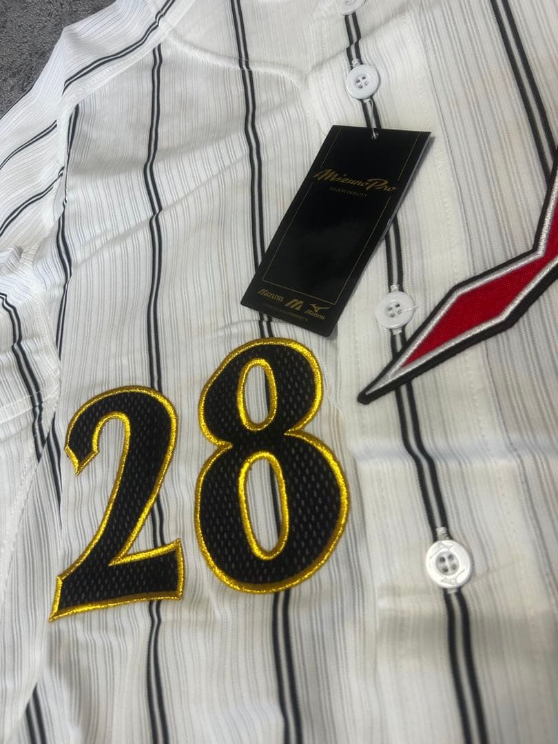 た*で様 藤川球児 侍ジャパン ユニフォーム 28番 L 新品