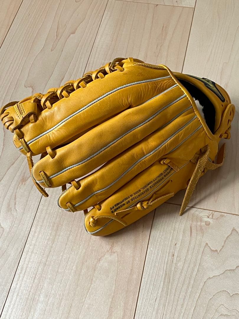 ミズノ フィールドグリスター　軟式グローブ　ナチュラル　イエロー　グラブ　野球