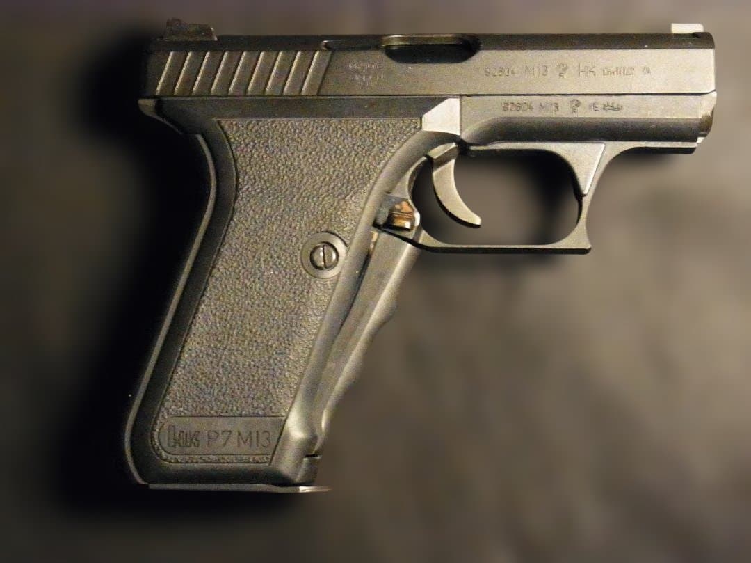 珍品　MGC H＆K P7 M13 ガスブローバック プラノケース付き