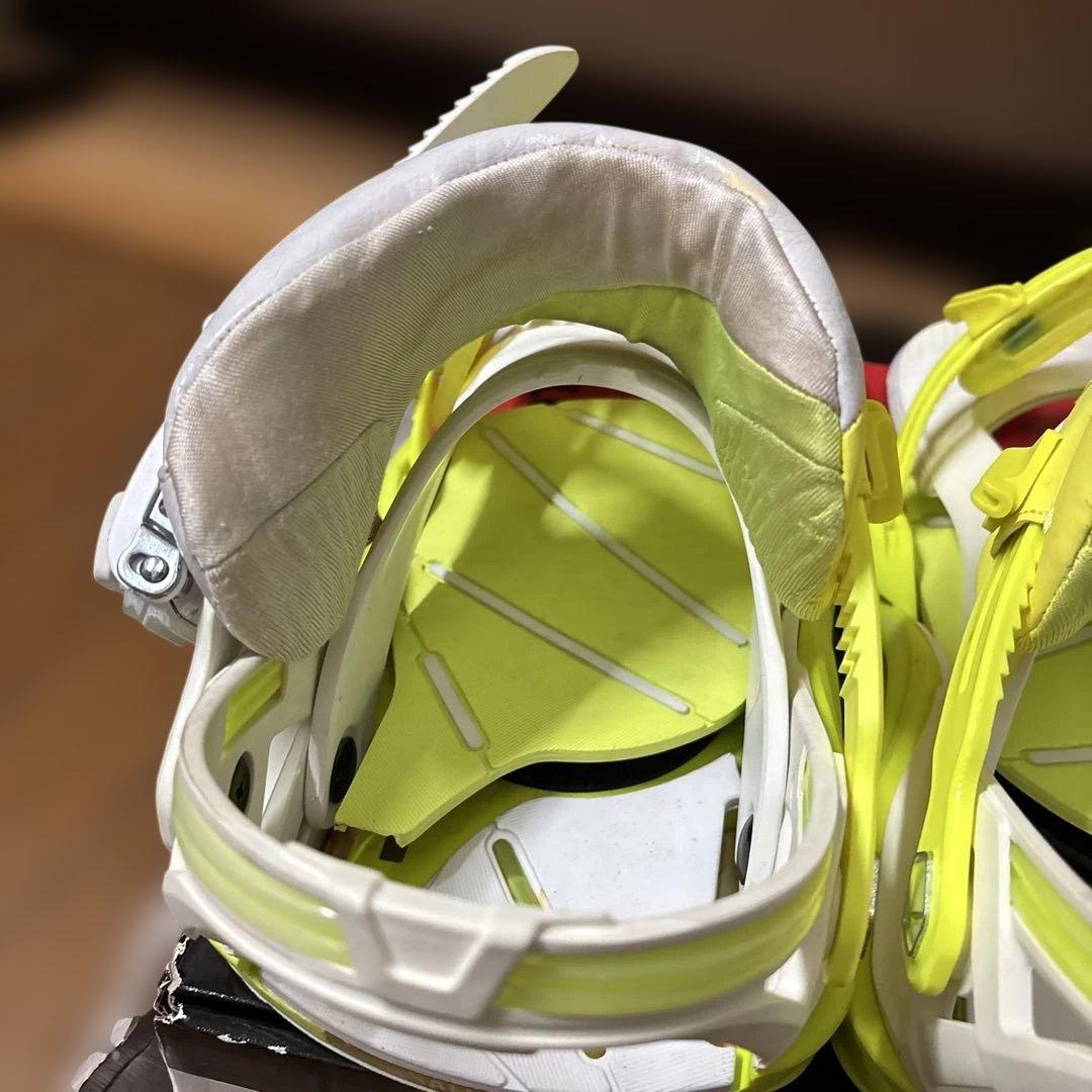 SALOMON スノーボードビンディング イエロー