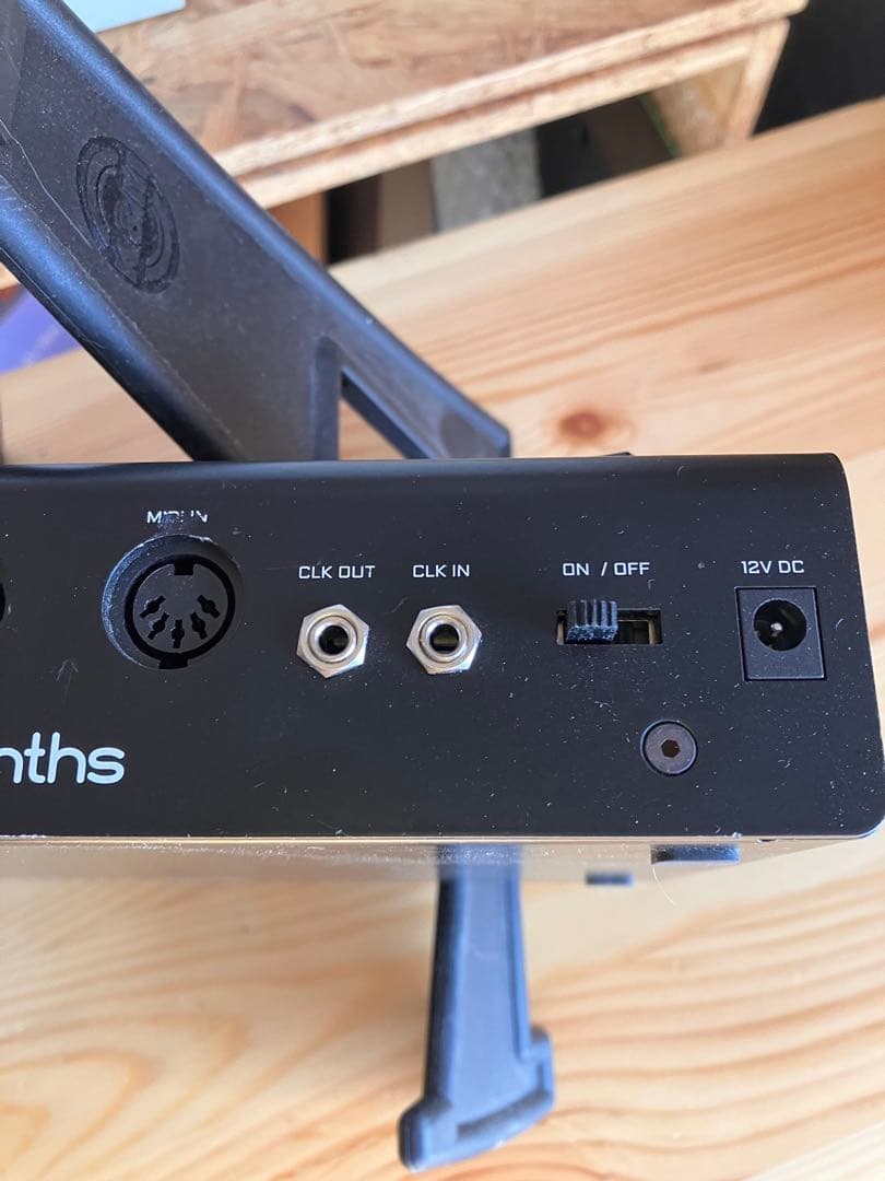 鍵盤楽器 Erica Synth Bassline db-1