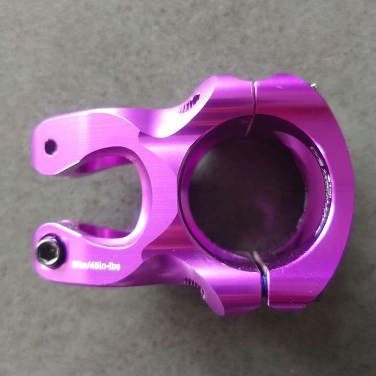 RACE FACE TURBINE Φ35㎜ × 0°× 32㎜ パープル　中古