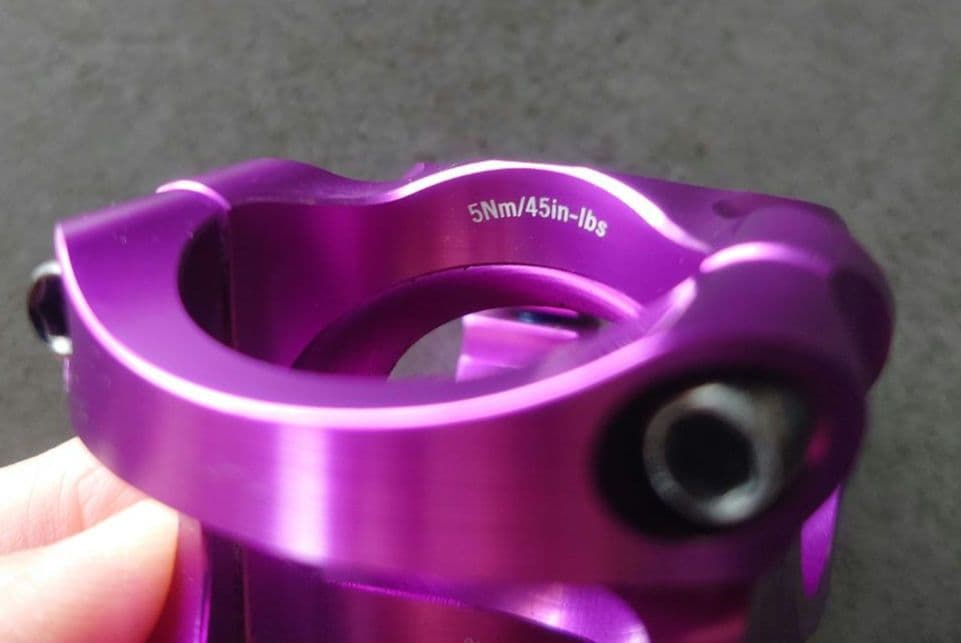 RACE FACE TURBINE Φ35㎜ × 0°× 32㎜ パープル　中古