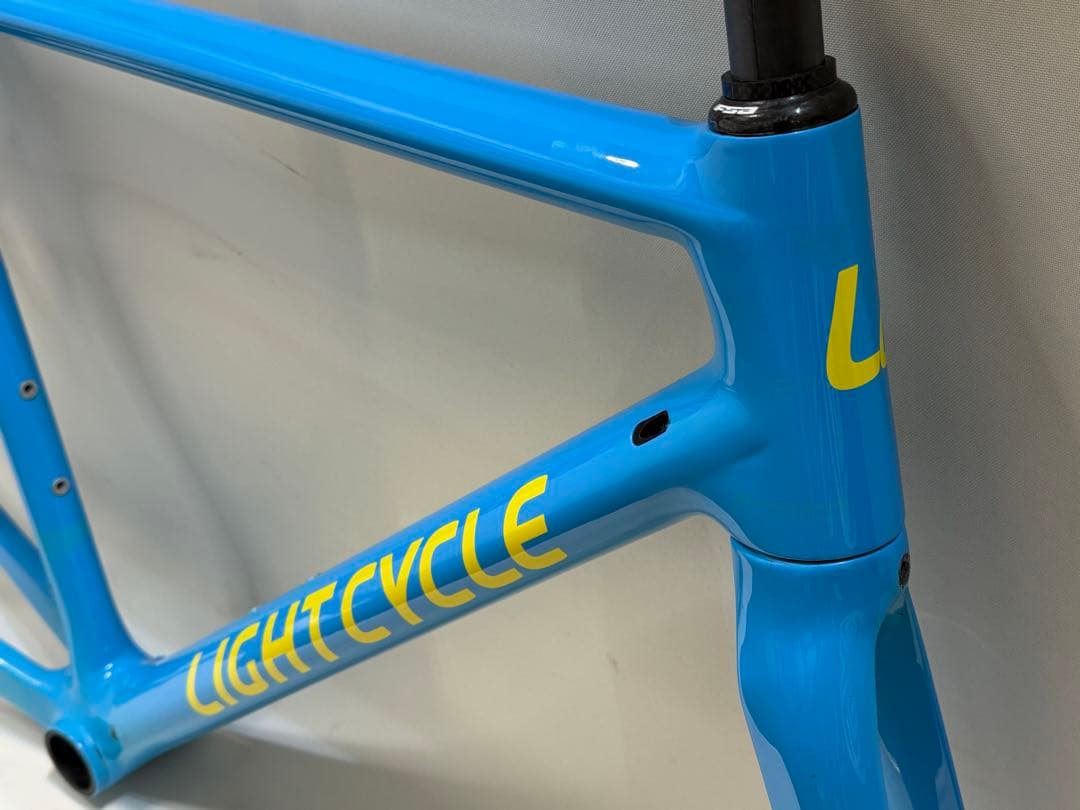 訳ありジャンク品 LIGHTCYCLE 軽量カーボンロードバイクフレーム