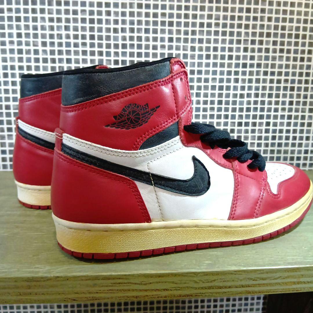 ナイキ　エアジョーダン1 Retro High OG \"Chicago\"