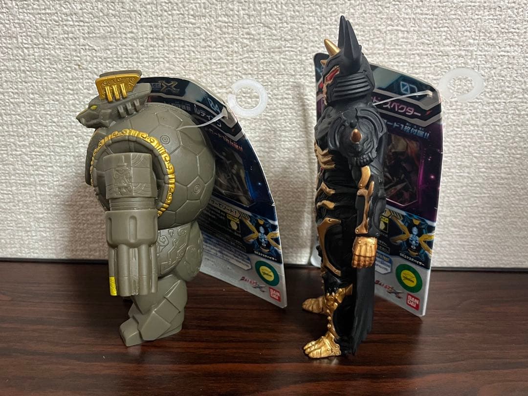 ウルトラマンエックス ルディアン モルド・スペクター タグ付き ソフビ