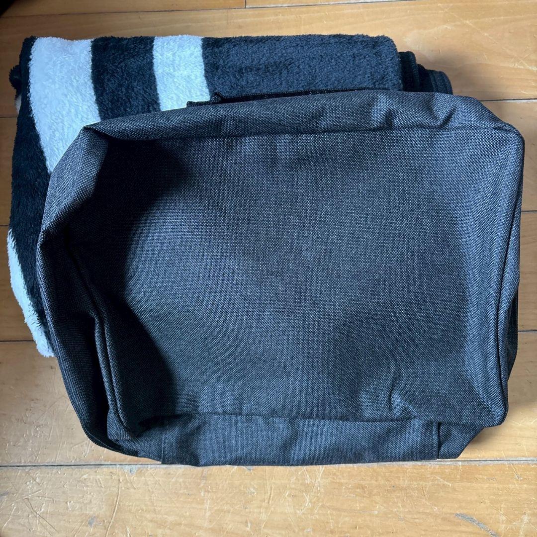 台湾スターバックス 非売品 秋冬　サイレン ブランケット 黒