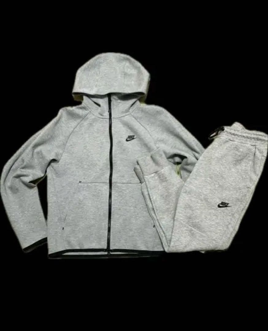 Nike テックフリース グレー 初期　上M 下S セットアップ