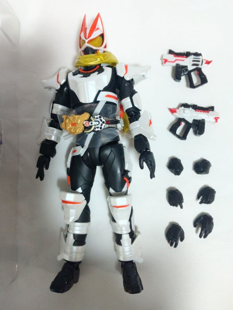 フィギュアーツ バッファフィーバーゾンビ、ギーツフィーバーマグナム