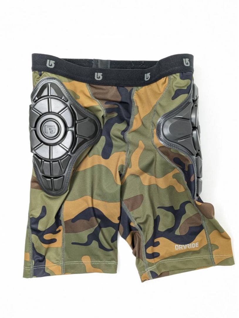 【定価17600円】BURTON IMPACT SHORT ケツパット Sサイズ