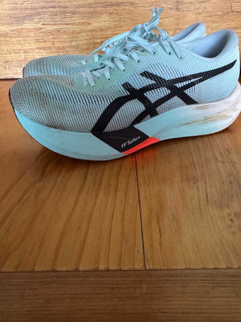 メタスピードエッジパリ　　アシックス　26㎝