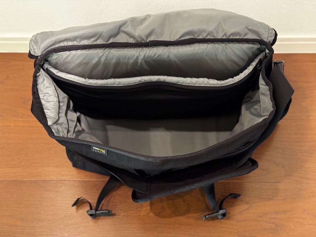 ク*ル様 ブロンプトン BROMPTON METRO MESSENGER BAG