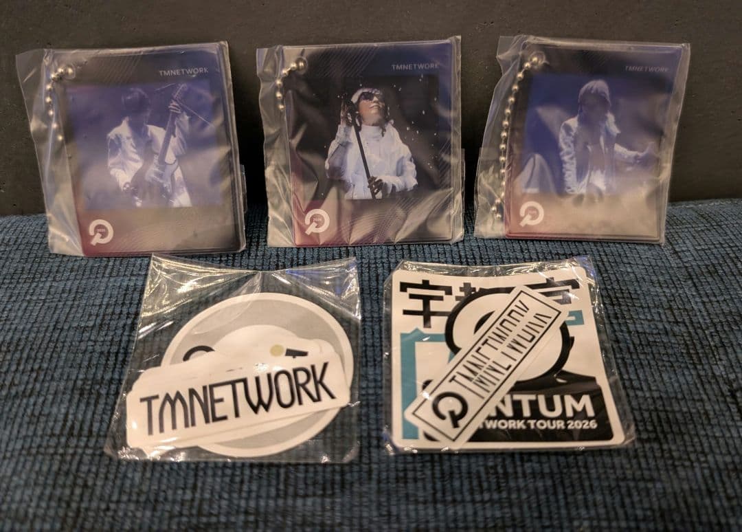 TMNETWORK QUANTUM デコガチャ ステッカー キーホルダーセット