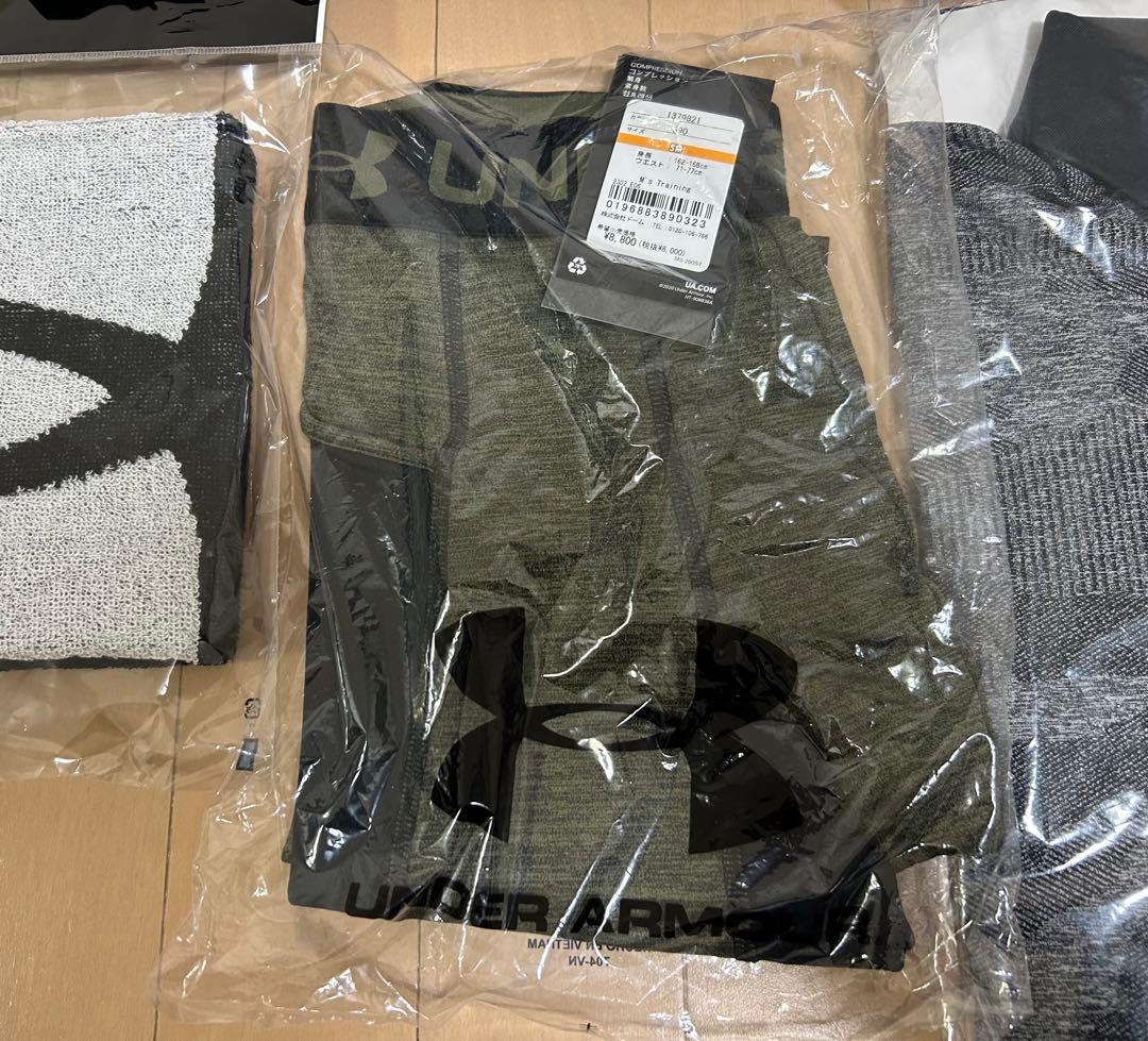 新品!! アンダーアーマー Sサイズ 福袋