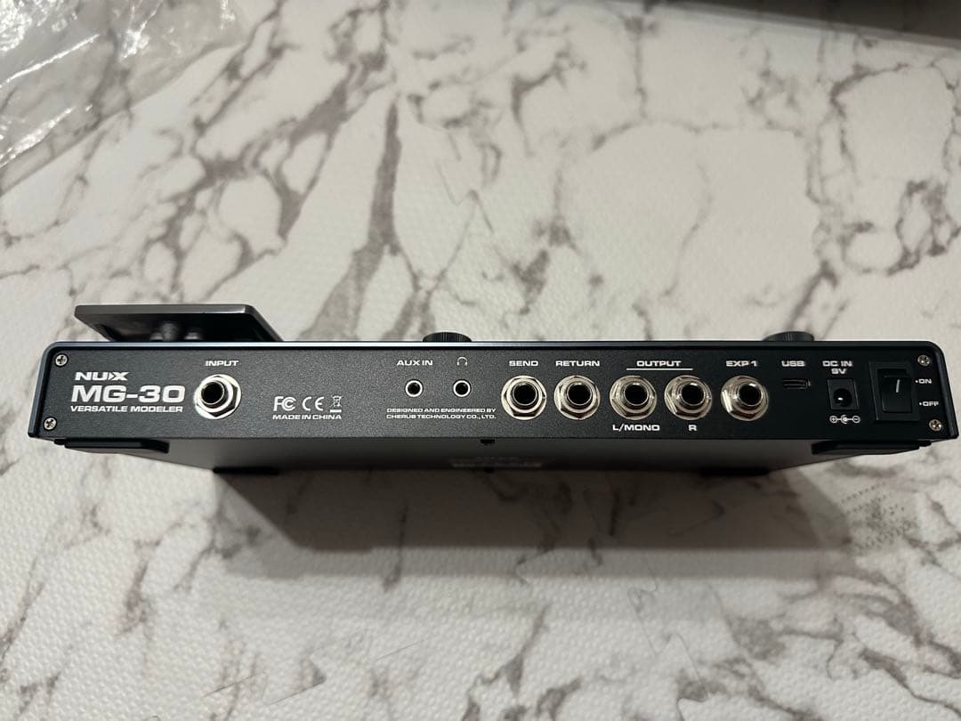NUX MG-30 マルチエフェクター