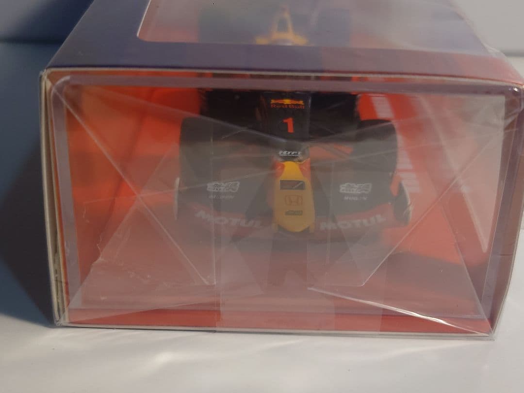 スパーク 1/43 レッドブル　モチュール　無限　SF23 野尻智紀