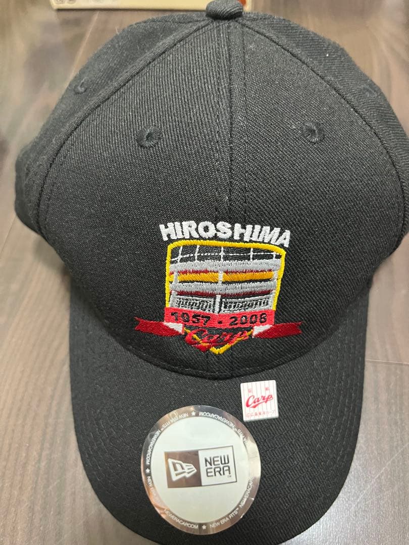 広島カープ サイン色紙　他グッズ