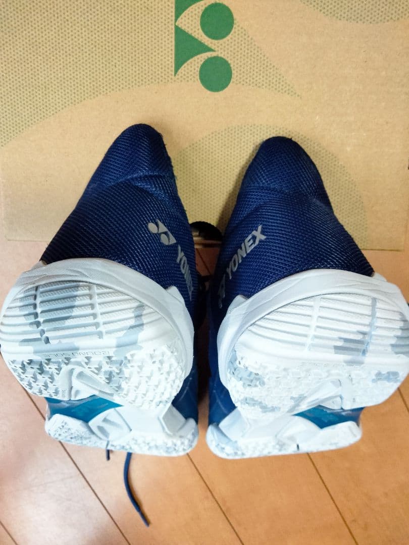 YONEX バドミントンシューズ　25.5cm カスケードドライブ　青