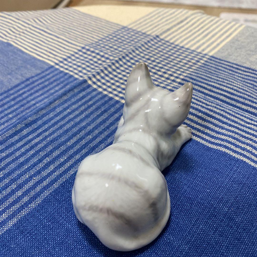 子猫の置き物