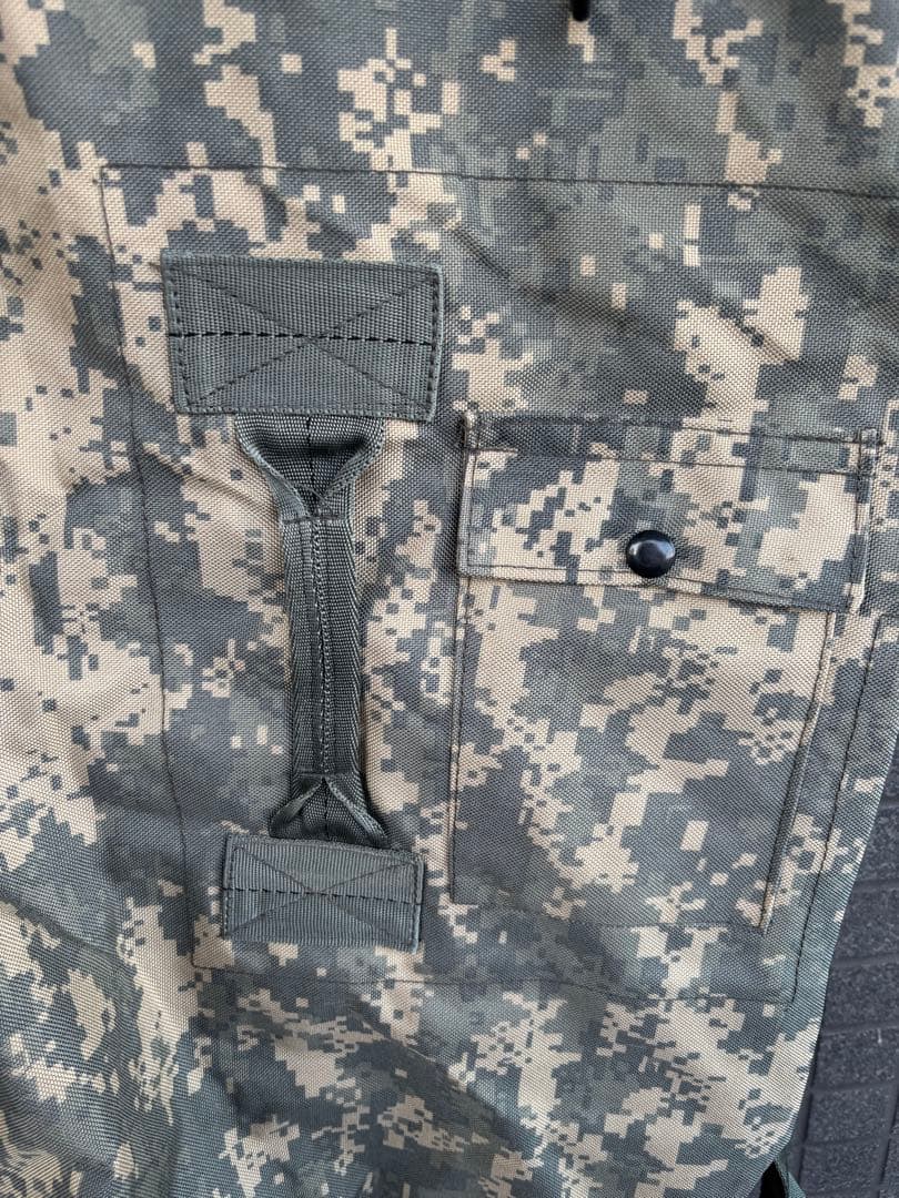 米軍　ACU UCP ダッフルバック　ほぼ新品