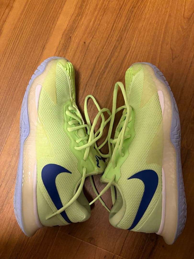 Nike テニスシューズ ラファ　ナダル