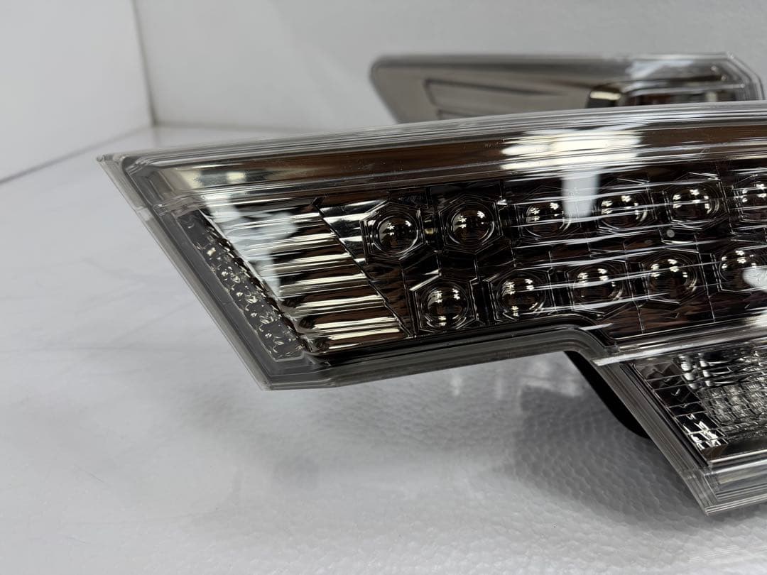 ホンダ　オデッセイRB3/4 クリアテールランプLED　コイト220-17754