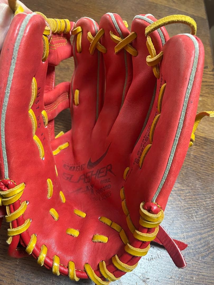 Nike Flasher Diamond Edge 野球グローブ 赤