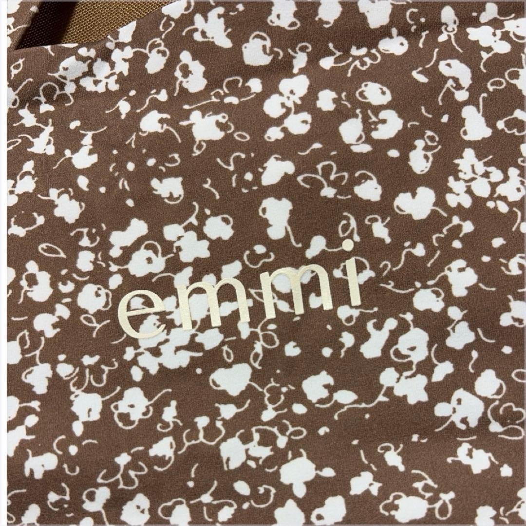 emmi エミ ヨガウェア ブラトップ ヨガパツン 上下セット フラワー 花柄