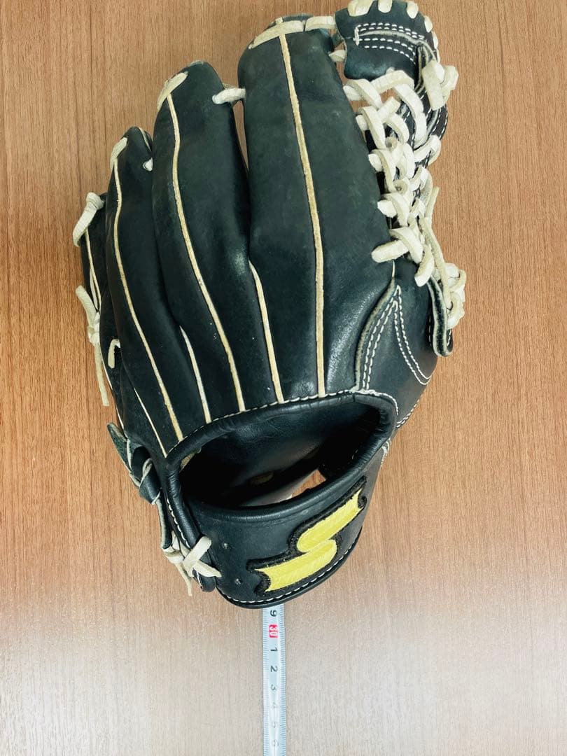 【美品】SSK エスエスケー　軟式野球用　内野手用 黒色　白色　グローブ　野球