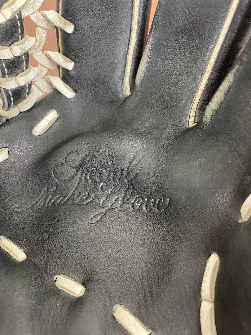 【美品】SSK エスエスケー　軟式野球用　内野手用 黒色　白色　グローブ　野球