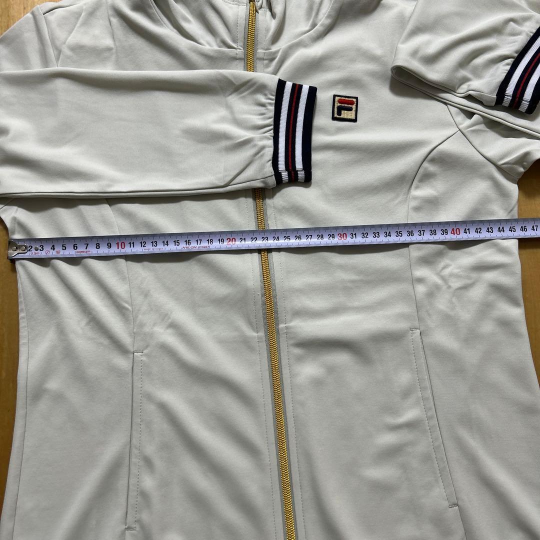 フィラ　テニスウェア　春夏フルジップパーカー　レディースＭサイズ☆新品タグ付き☆