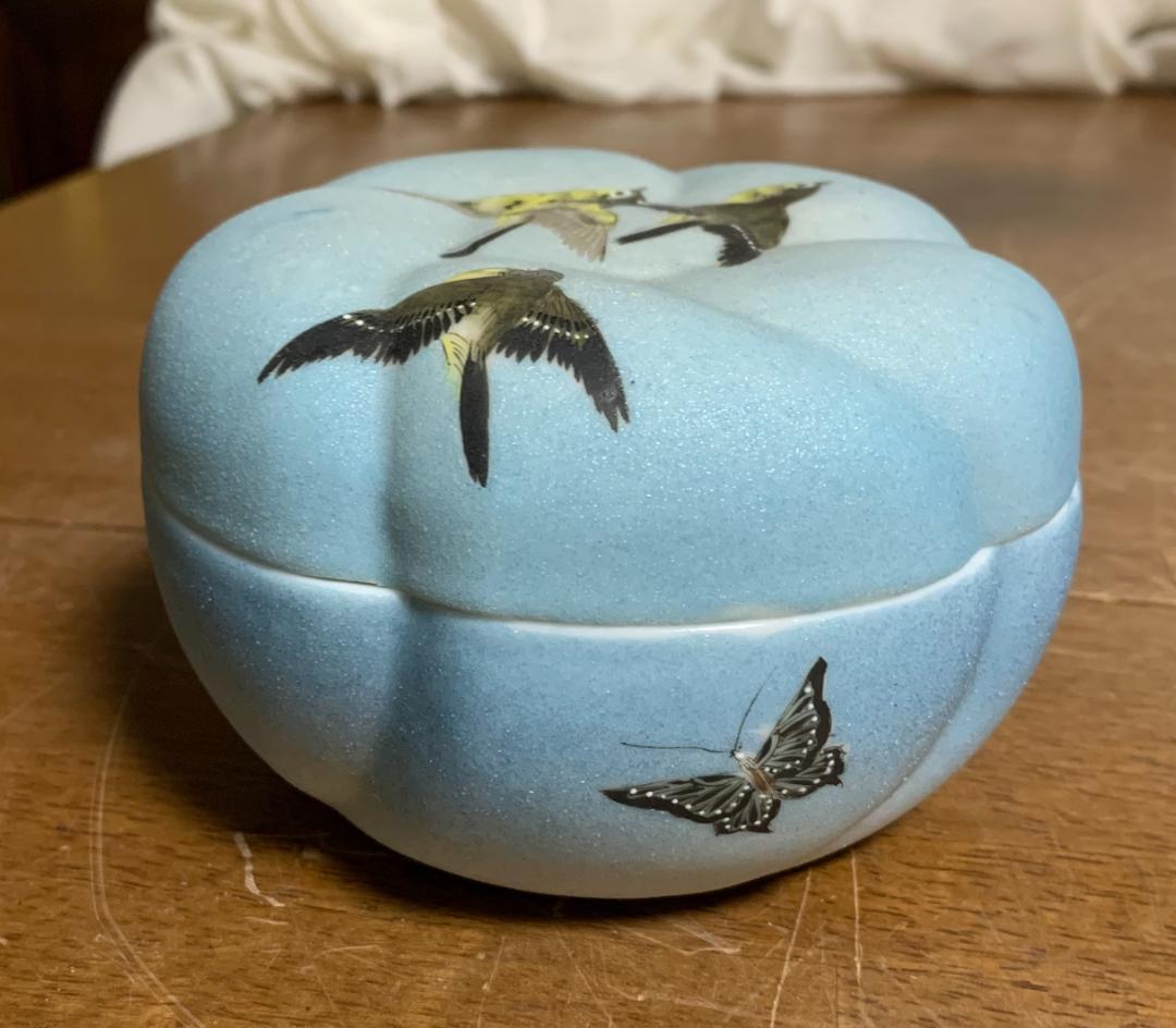 中国美術 菓子器 鳥・蝶・花模様 陶器 中国古玩 現状品!!