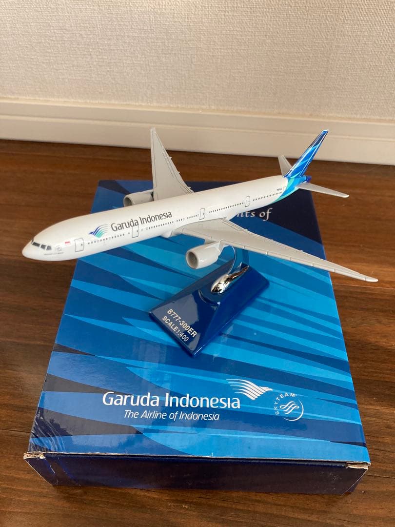 Garuda Indonesia B777-300ER 模型 1/400