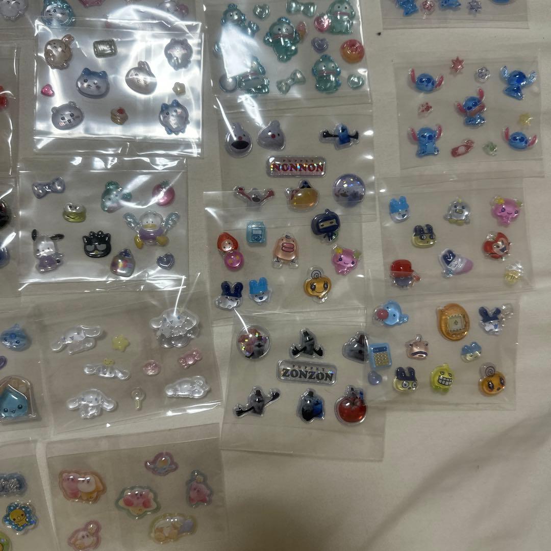 正規品　ボンボンドロップシール　サンリオ　しずくちゃん　ディズニー　たまごっち