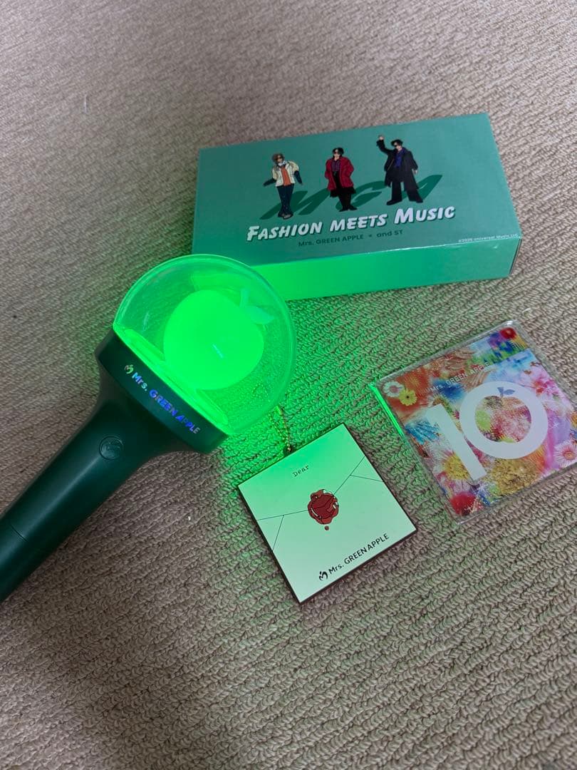 Mrs. GREEN APPLE ペンライトセットst サングラス　キーホルダー
