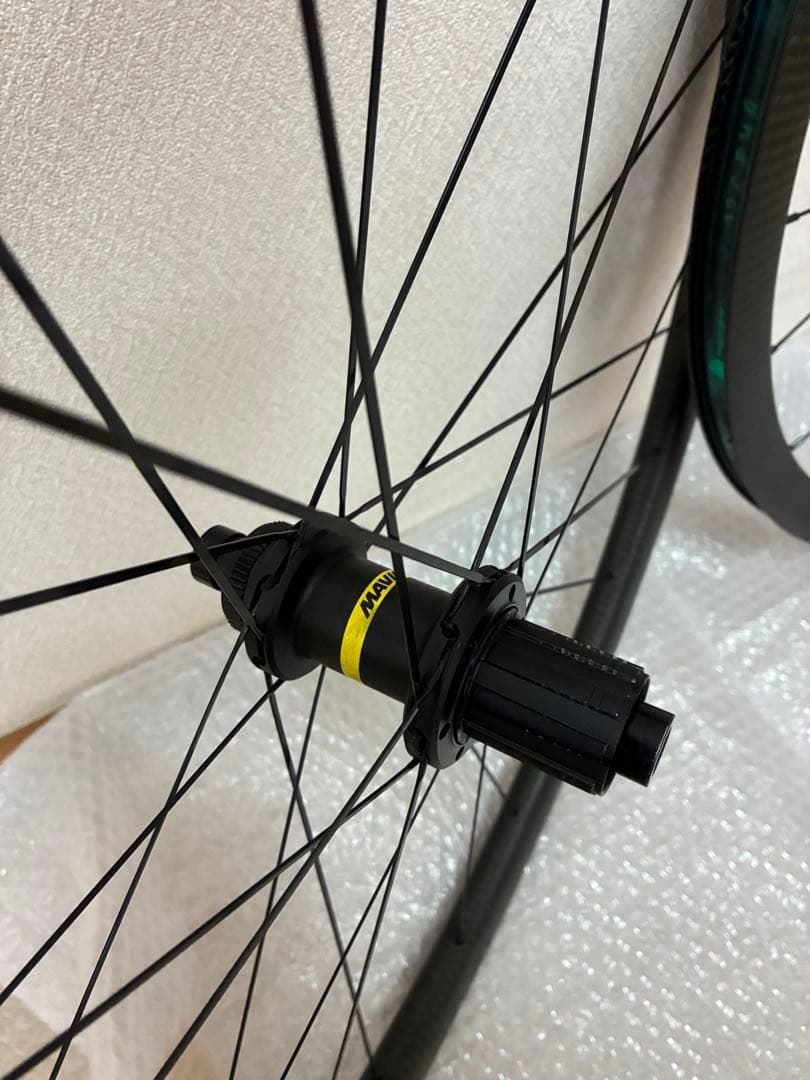 MAVIC COSMIC SL32 DISC カーボンホイール　シマノフリー