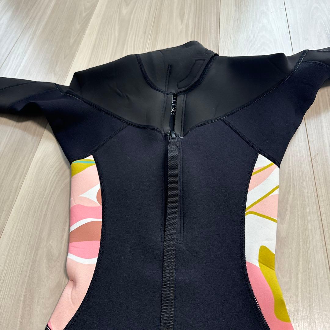 ROXY ショートジョン ウェットスーツ カラフル
