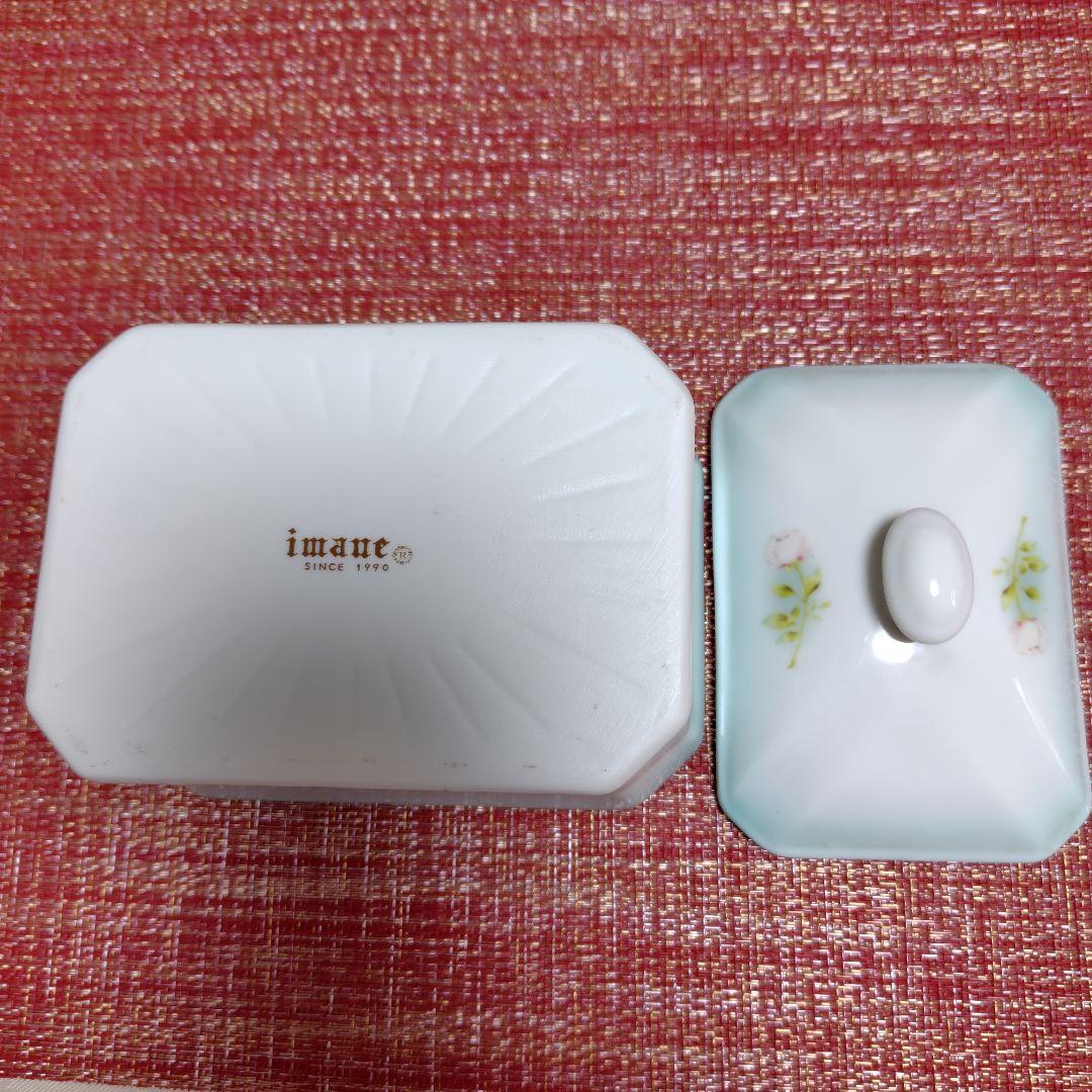イマン　ポワージュブルー 陶器　小物入れ　香りの宝石箱