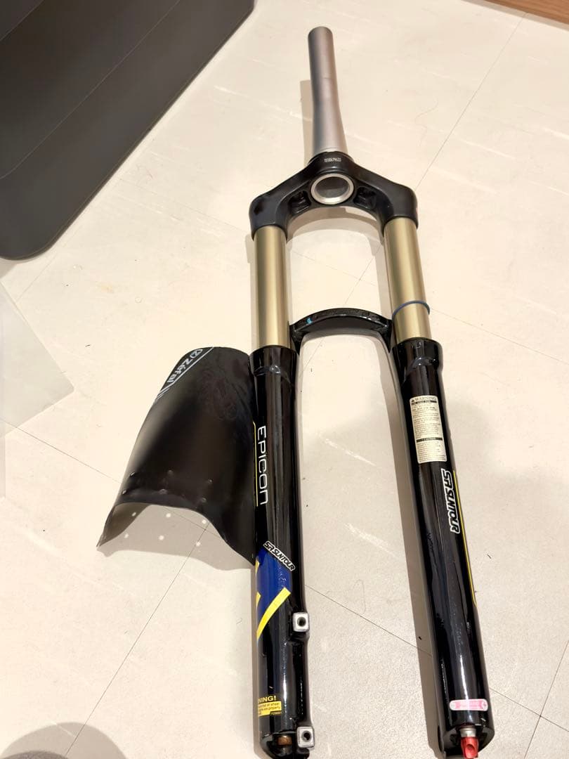 SR SUNTOUR サスペンション 140mm epicon 1.5 テーパー