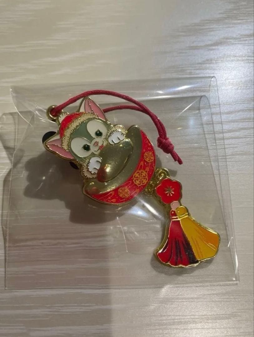 【新品】香港ディズニーランド限定　春節　ダッフィー&フレンズ　ピンズ　ピンバッジ