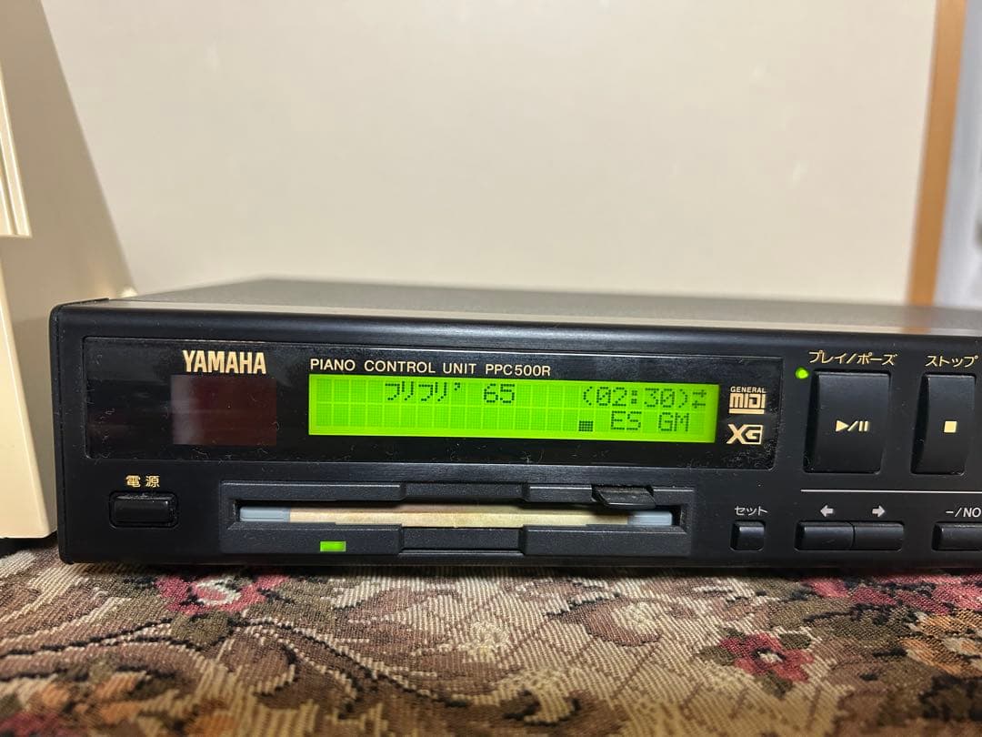 YAMAHA サイレントピアノ 88鍵 黒　YU3 SXG ヘッドホン付き