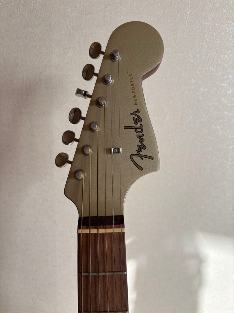 Fender エレアコ シャンパンカラー うっち