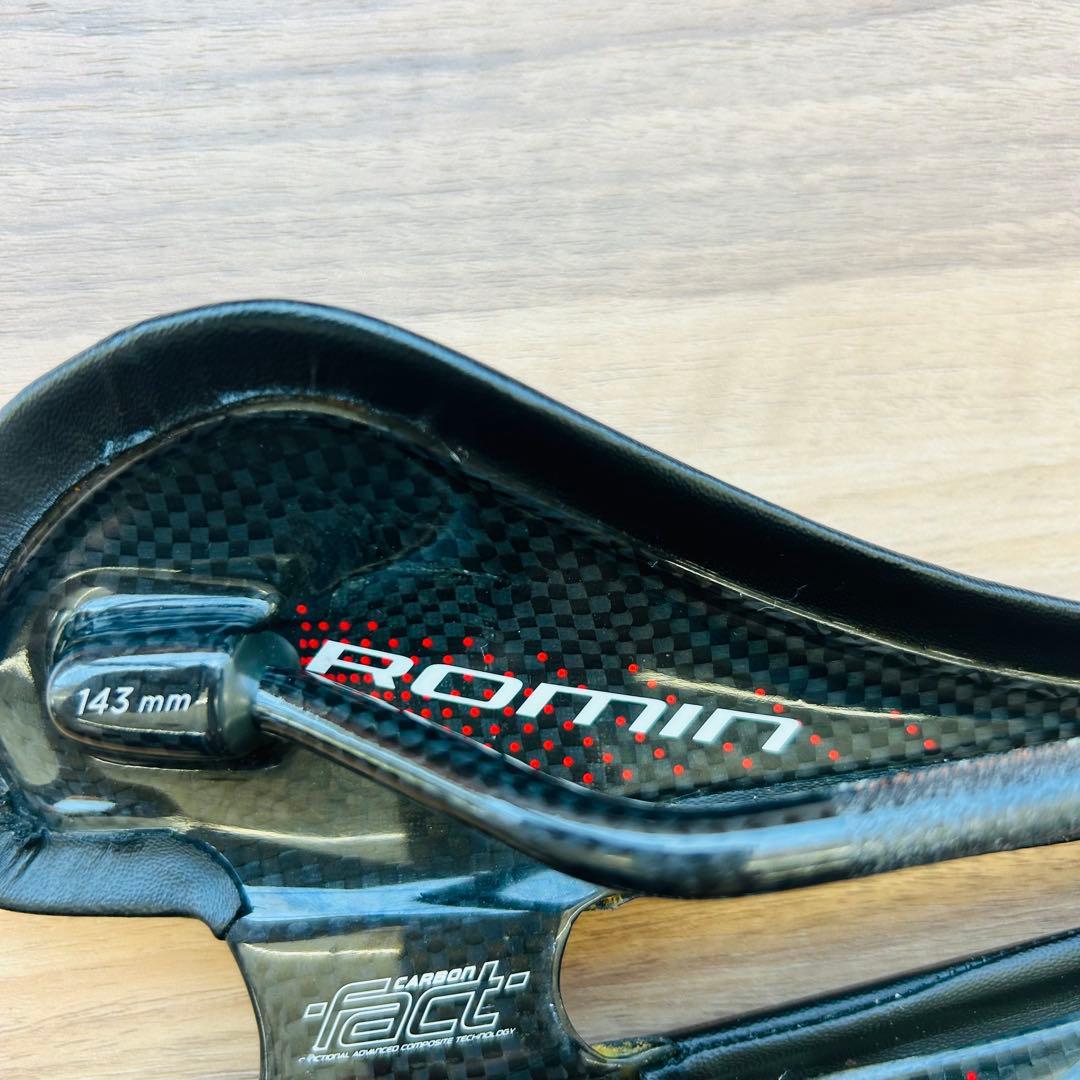 SPECIALIZEDローミン ROMIN 143 factCARBONカーボン